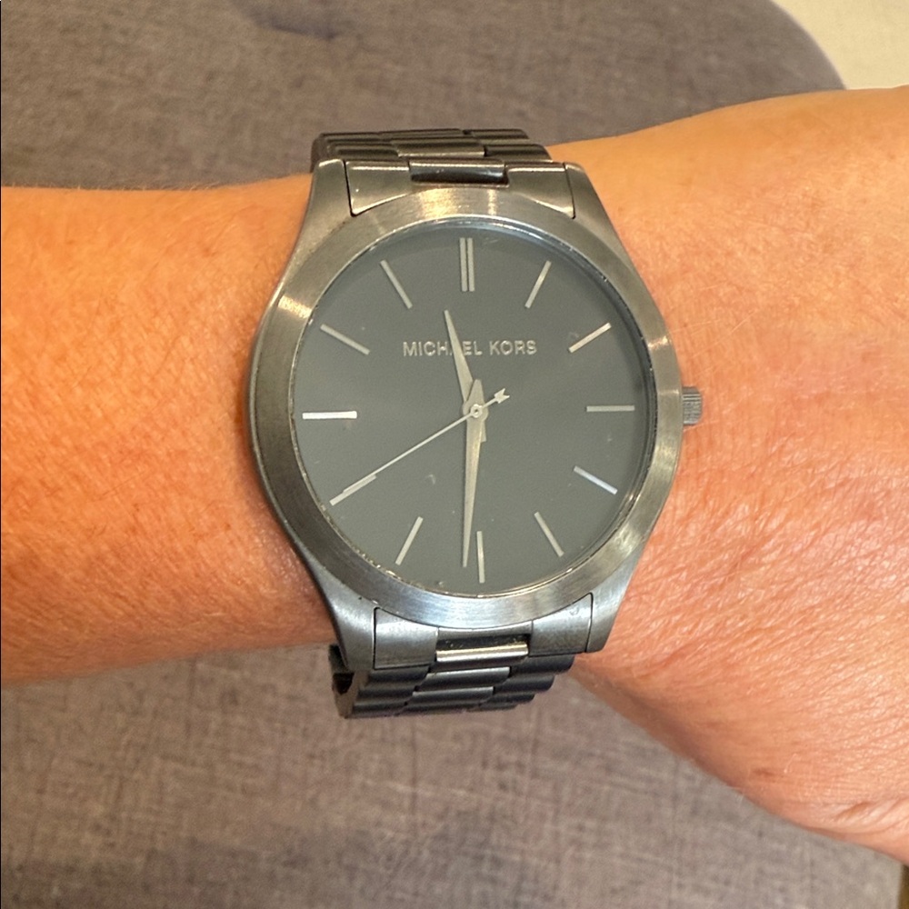 Michael Kors Black and Silver Men's Watch